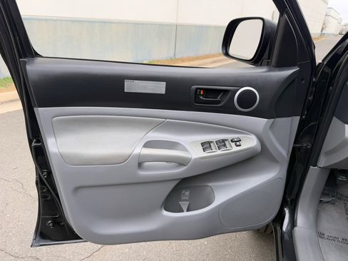 Used 2010 Toyota Tacoma 4x4 Double Cab image 15