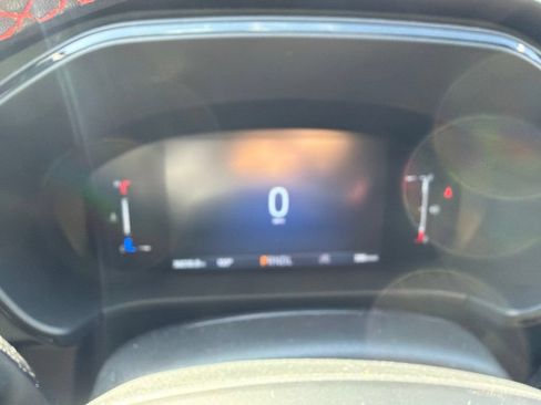 Used 2025 Ford Escape ST-Line FWD image 3