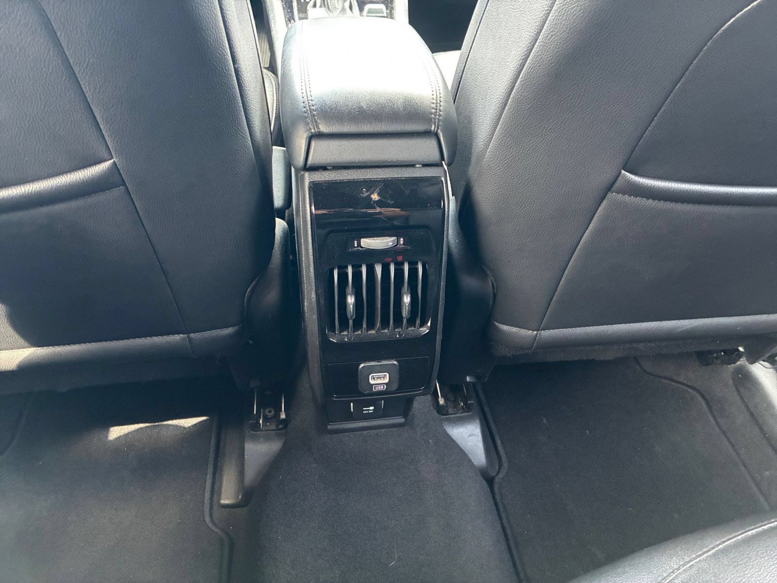 Used 2025 Jeep Compass Limited AWD/4WD image 22