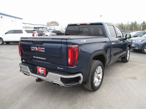 Used 2021 GMC Sierra 1500 SLT image 4