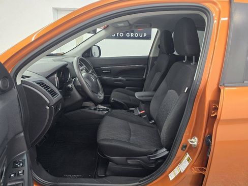 Used 2020 Mitsubishi Outlander Sport ES FWD image 12