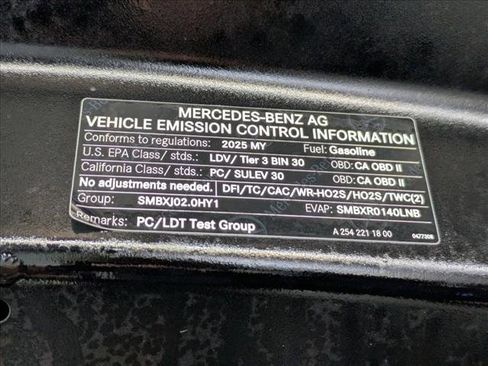 Certified 2025 Mercedes-Benz GLC 300 image 26