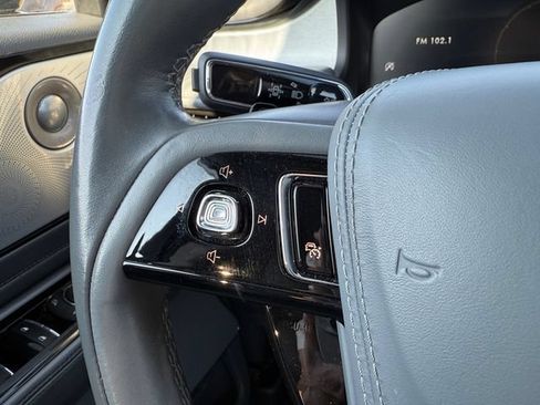 Used 2020 Lincoln Aviator Reserve w/ Equipment Group 201A AWD/4WD image 16