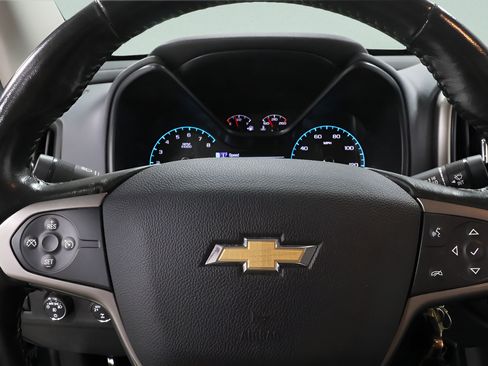 Used 2017 Chevrolet Colorado Z71 AWD/4WD image 13