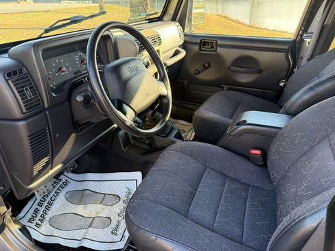 Used 2002 Jeep Wrangler X image 13