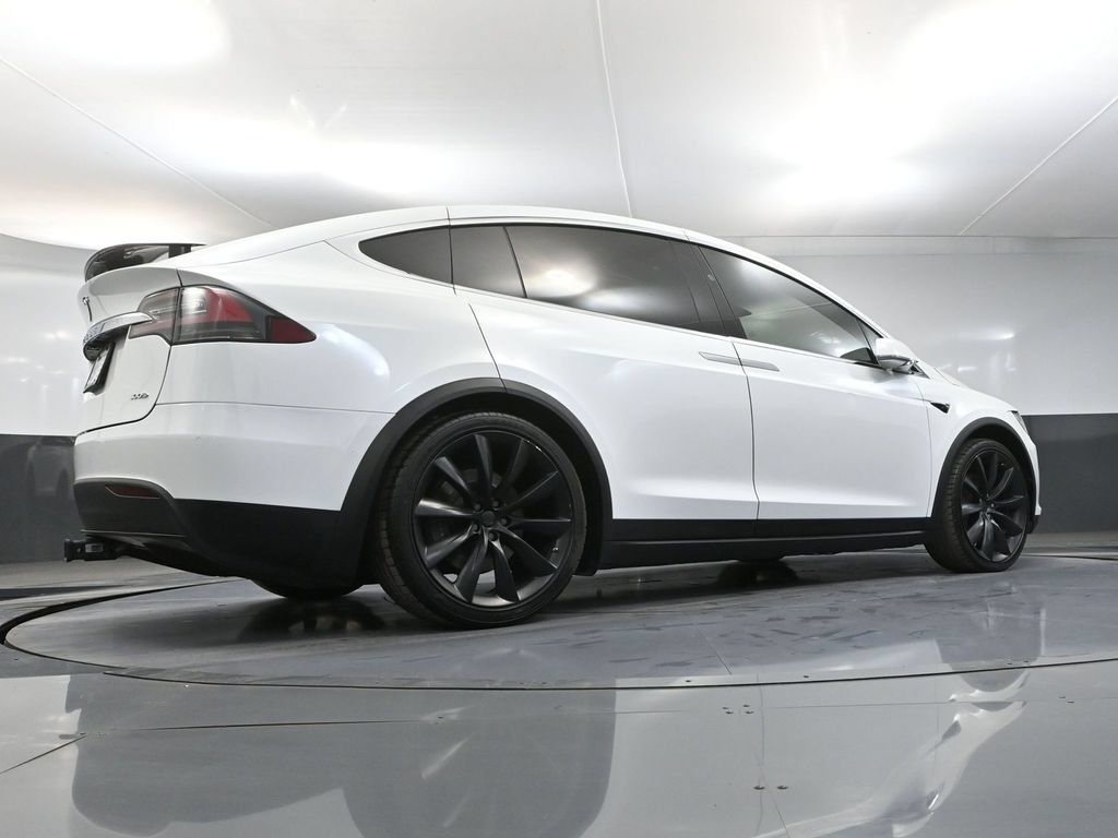 Used 2018 Tesla Model X 100D AWD/4WD image 42