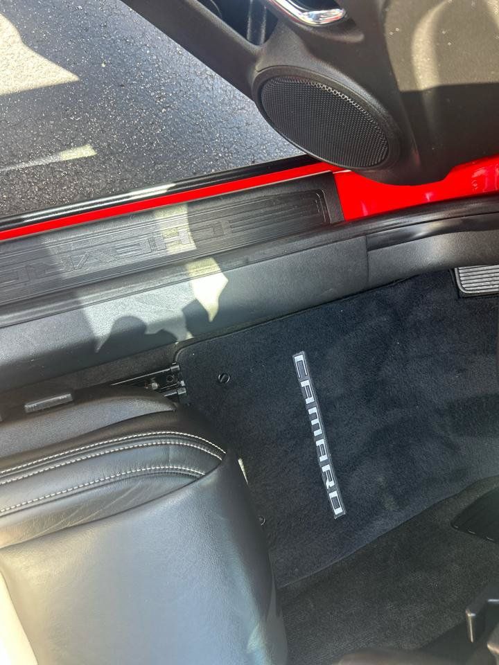 Used 2014 Chevrolet Camaro LT RWD image 15