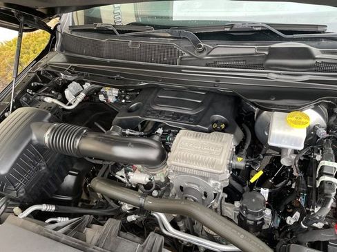 Used 2023 RAM 1500 Big Horn AWD/4WD image 23