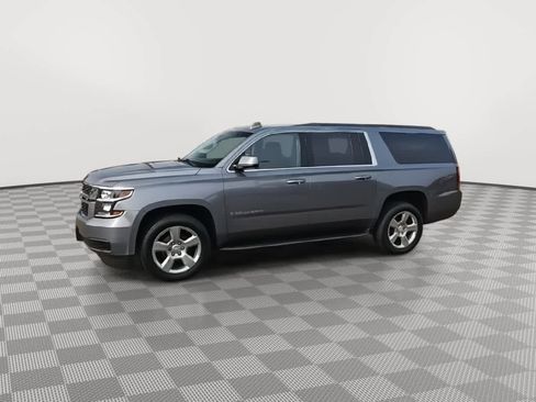 Used 2018 Chevrolet Suburban LS w/ Enhanced Driver Alert Package image 5