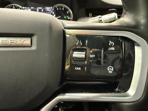 Used 2021 Land Rover Discovery Sport S image 22