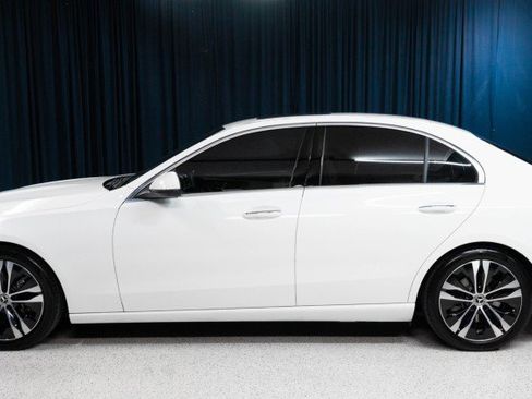 Certified 2022 Mercedes-Benz C 300 Sedan image 8