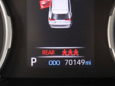 Used 2020 Toyota RAV4 XLE image 16