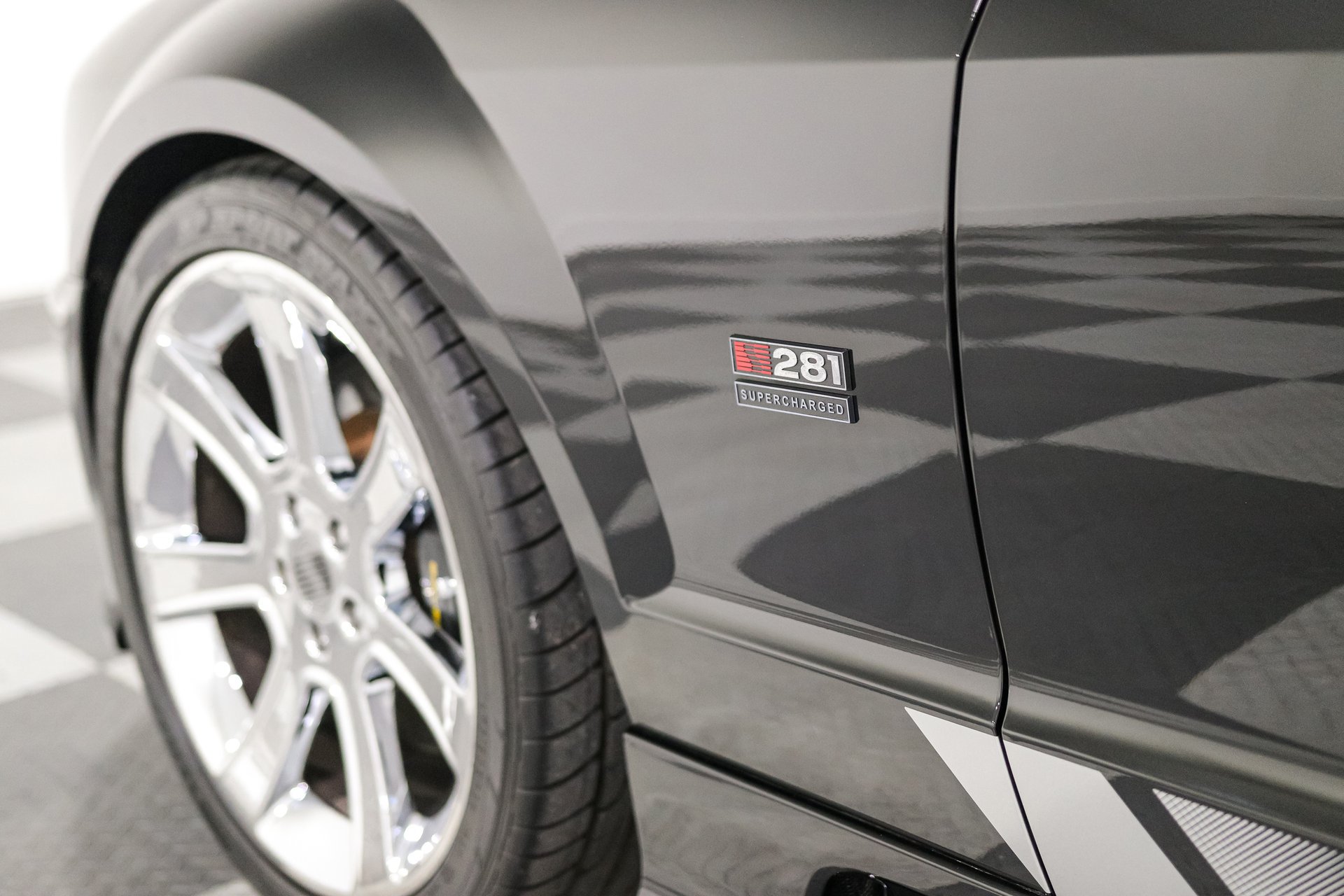 Used 2006 Ford Mustang GT RWD image 8