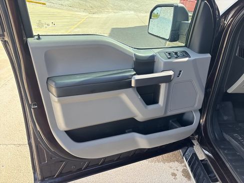 Used 2020 Ford F150 XLT w/ Equipment Group 302A Luxury AWD/4WD image 16