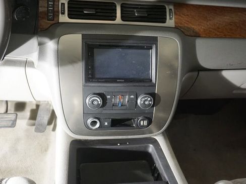 Used 2007 GMC Yukon XL SLE AWD/4WD image 13