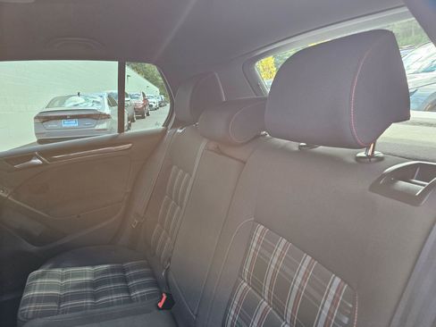 Used 2012 Volkswagen GTI 4-Door FWD image 21