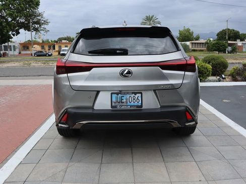 Used 2022 Lexus UX 200 F Sport FWD image 6