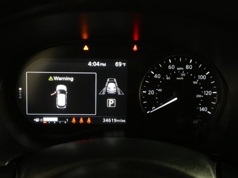 Used 2023 Nissan Kicks SV FWD image 18