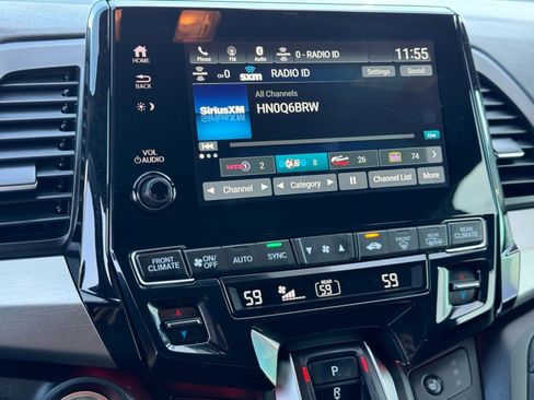 Used 2023 Honda Odyssey Sport image 28