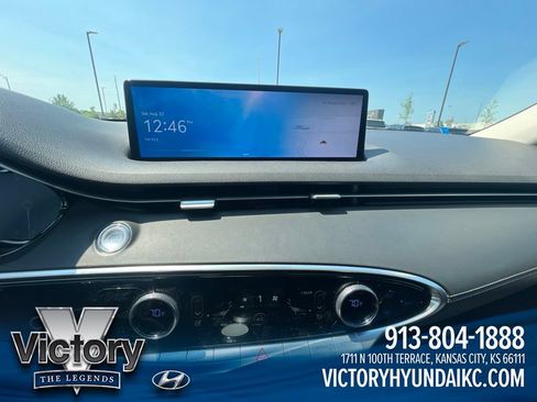Used 2025 Genesis GV70 2.5T AWD/4WD image 15