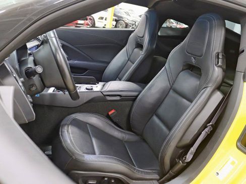 Used 2015 Chevrolet Corvette Z06 w/ 2LZ Preferred Equipment Group image 24