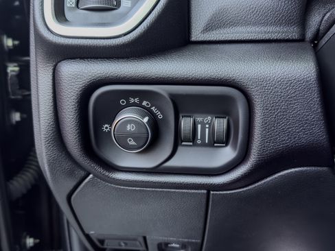 Used 2022 RAM 2500 Laramie AWD/4WD image 63