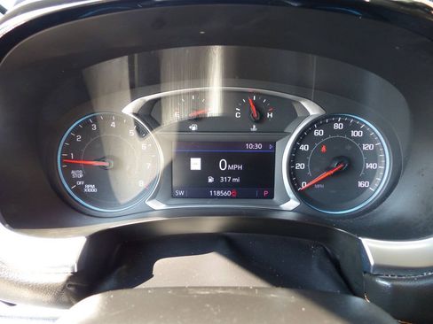 Used 2020 Chevrolet Traverse LT w/ LT Premium Package FWD image 26