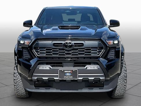 Used 2026 Toyota Tacoma TRD Sport RWD image 4