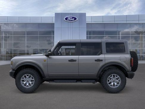 New 2025 Ford Bronco Badlands AWD/4WD image 3