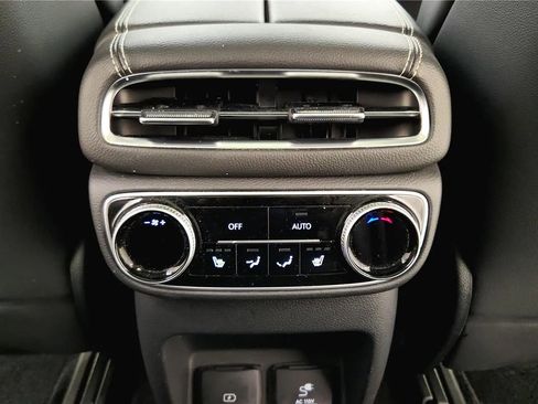 Used 2023 Genesis GV80 2.5T w/ Prestige Package image 39
