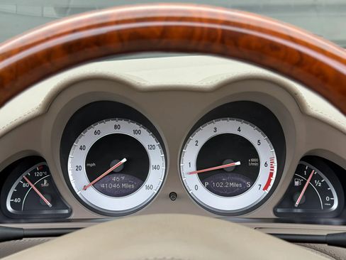 Used 2009 Mercedes-Benz SL 550 image 25