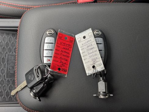 Used 2023 Nissan Frontier PRO-4X w/ Pro-4X Premium Package image 38