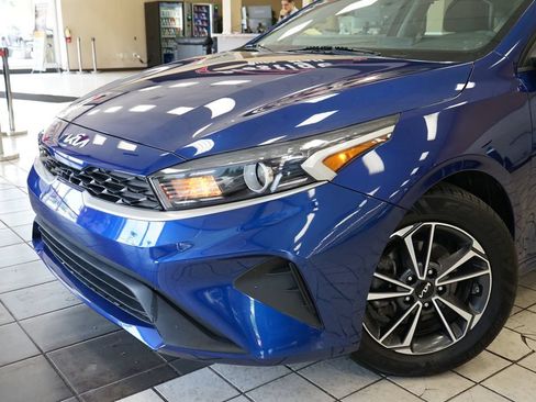 Used 2022 Kia Forte LXS w/ LXS Technology Package FWD image 20