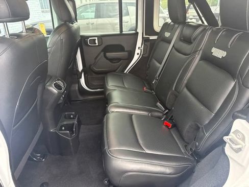 Used 2023 Jeep Wrangler Unlimited Sport AWD/4WD image 19
