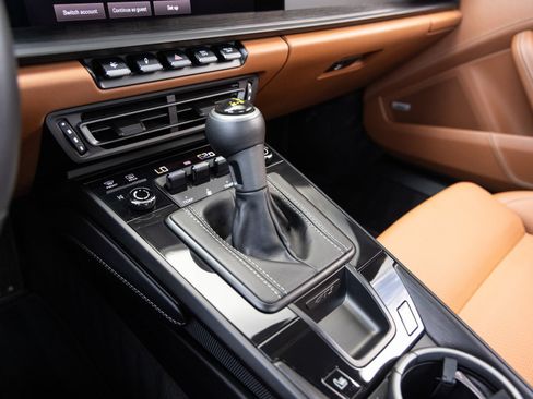 Certified 2022 Porsche 911 GT3 RWD image 18