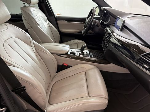 Used 2018 BMW X5 xDrive50i AWD/4WD image 35