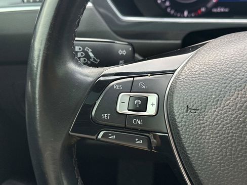 Used 2018 Volkswagen Tiguan SEL Premium AWD/4WD image 22