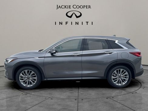 Certified 2025 INFINITI QX50 Pure image 2