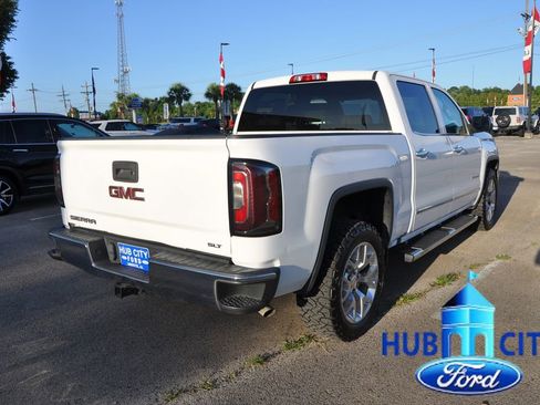 Used 2018 GMC Sierra 1500 SLT w/ SLT Premium Package RWD image 5