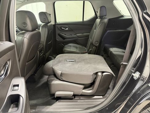 Used 2021 Chevrolet Traverse Premier w/ Redline Edition image 45