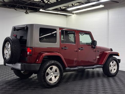 Used 2008 Jeep Wrangler Unlimited Sahara w/ Trailer Tow Group AWD/4WD image 2