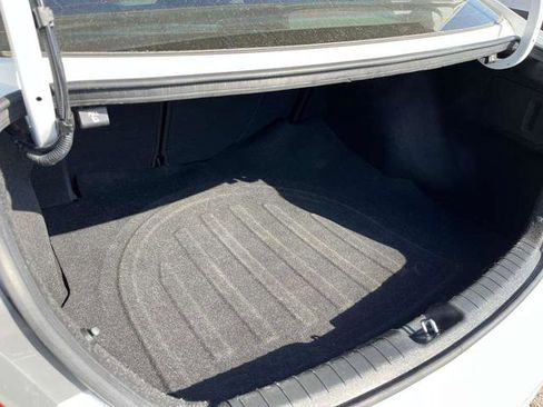 Used 2018 Hyundai Elantra SEL image 17