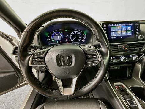 Used 2022 Honda Accord Sport image 11