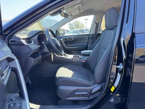New 2025 Toyota RAV4 LE image 17