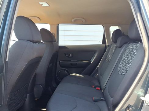 Used 2011 Kia Soul + w/ Audio Pkg FWD image 8