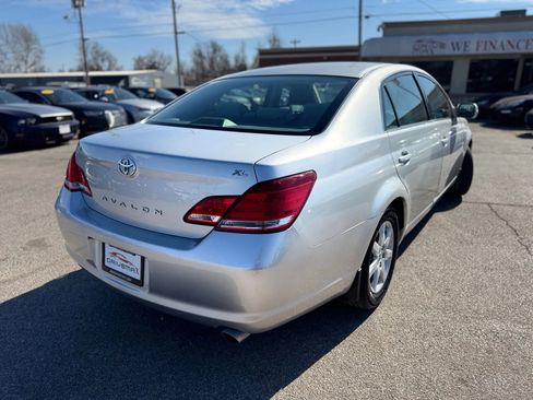 Used 2007 Toyota Avalon XL image 3