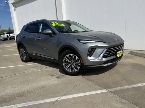 Used 2025 Buick Envision Preferred image 2