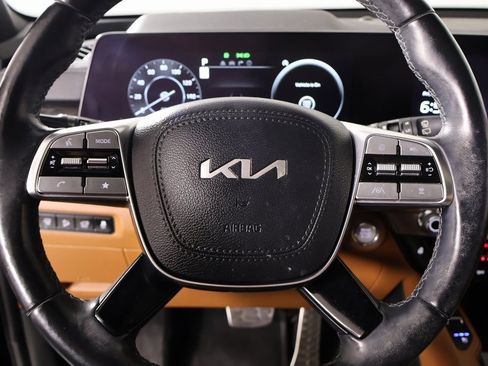 Used 2023 Kia Telluride SX Prestige X-Pro image 3