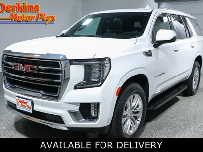 Used 2022 GMC Yukon SLT w/ SLT Premium Package