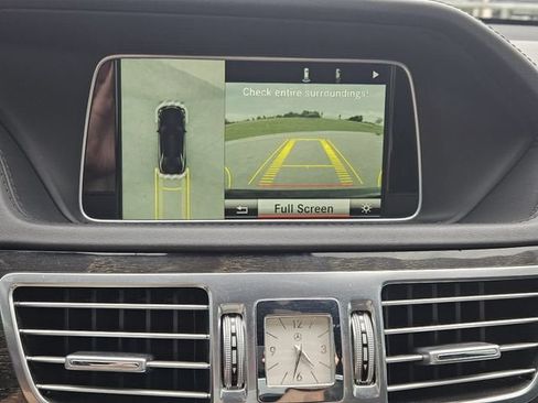 Used 2015 Mercedes-Benz E 400 Sedan image 16